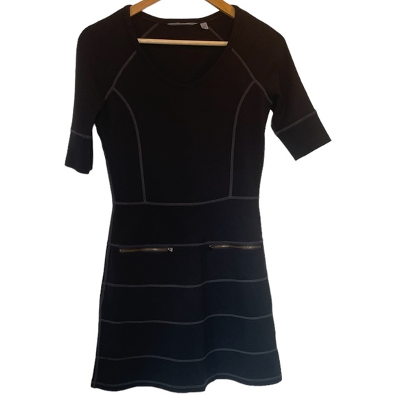 ATHLETA Black Ponte Knit Contour Athletic Dress Zipper Trim Shortsleeve - Sz XXS - Picture 1 of 10